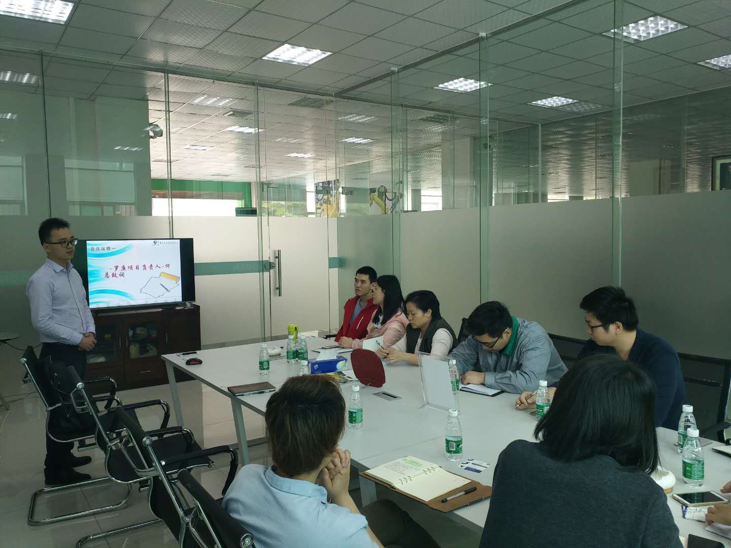 祝贺罗庚机器人签约万搏官方网页版-万搏（中国）ERP